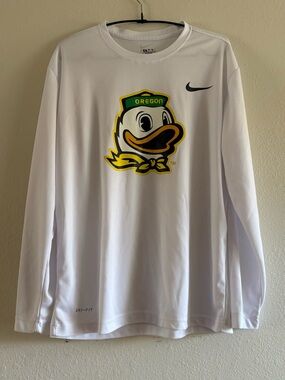 Nike Oregon Ducks athletic shirt
